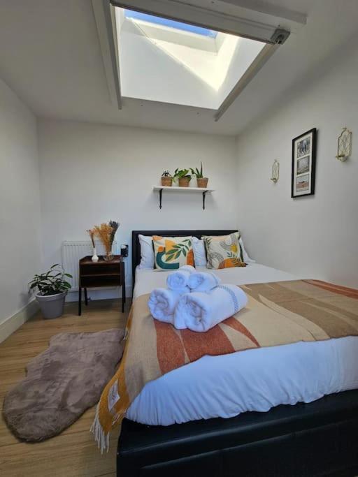 West Kensington Bright Flat Leilighet London Eksteriør bilde